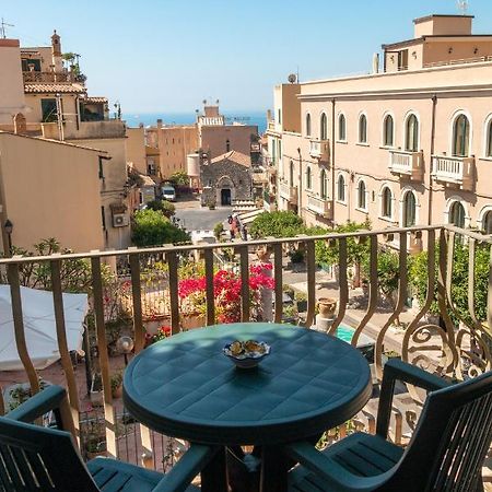 Casa Vacanze Il Vicolo 陶尔米纳 外观 照片