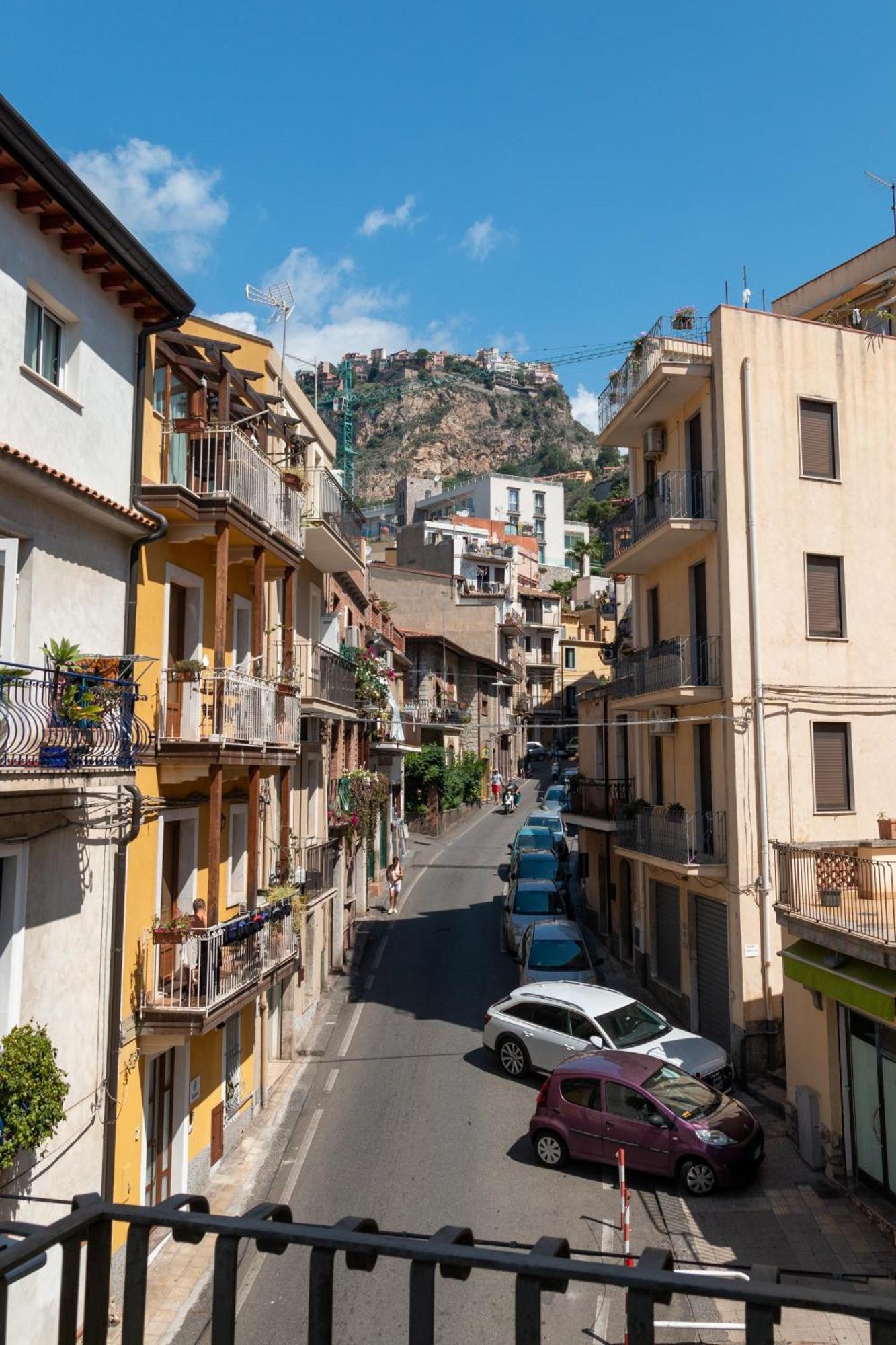 Casa Vacanze Il Vicolo 陶尔米纳 外观 照片